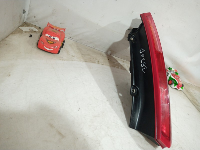 Recambio de piloto trasero derecho para fiat grande punto (199) referencia OEM IAM 27462201 27462201 27462201