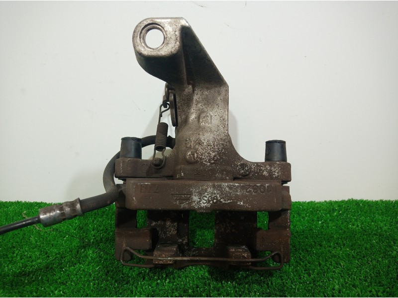 Recambio de pinza freno trasera derecha para peugeot 308 sw allure referencia OEM IAM 967074058A 967074058A 967074058A