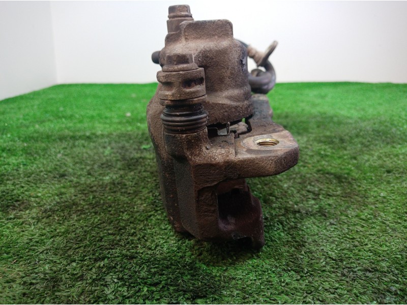 Recambio de pinza freno delantera derecha para honda jazz (gd1/5) referencia OEM IAM 15CL13VN 15CL13VN 15CL13VN