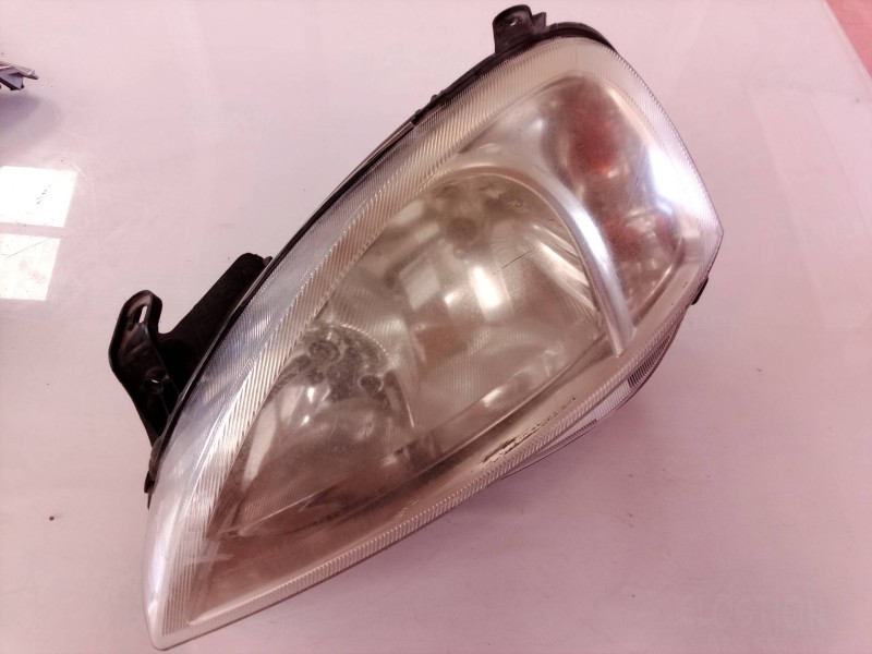 Recambio de faro izquierdo para opel corsa c comfort referencia OEM IAM 13115006 13115006 89309231