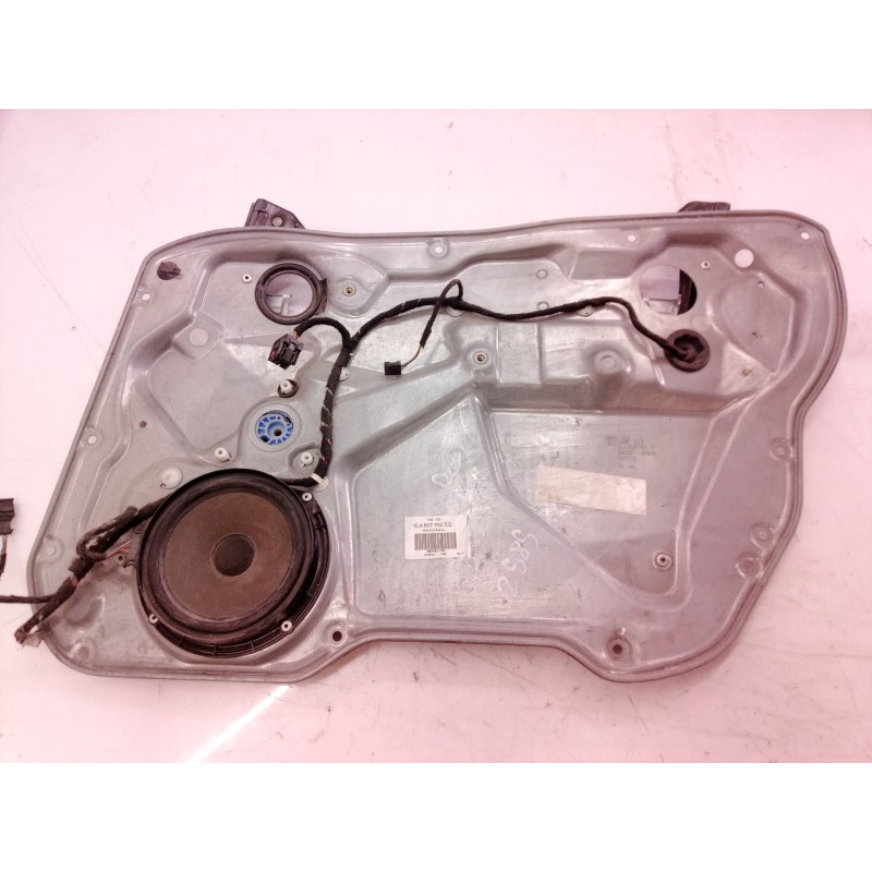 Recambio de elevalunas delantero derecho para seat leon (1p1) referencia OEM IAM 6L4837756 6L4837756 990708