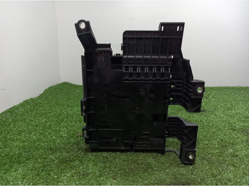 Recambio de caja reles / fusibles para volkswagen touareg (7p6) v6 tdi bluemotion premium referencia OEM IAM 7P0937548F 7P093754