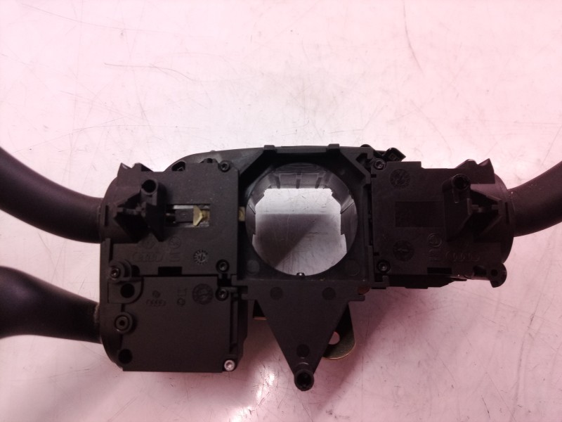 Recambio de mando multifuncion para audi a6 berlina (4f2) 3.0 tdi quattro (165kw) referencia OEM IAM 4F0953549A 4F0953549 4F0953