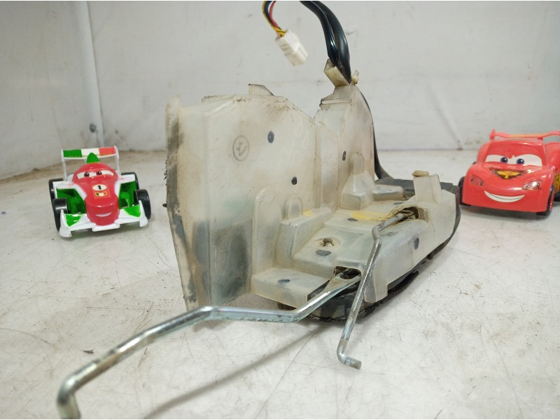 Recambio de cerradura puerta delantera derecha para lexus ls400 (ucf20) básico (ucf 20) referencia OEM IAM   