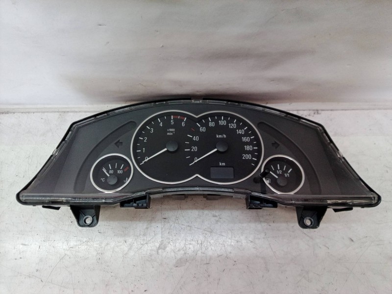 Recambio de cuadro instrumentos para opel meriva cosmo referencia OEM IAM 13173381XT 13173381 13173381