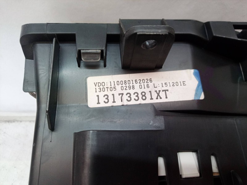 Recambio de cuadro instrumentos para opel meriva cosmo referencia OEM IAM 13173381XT 13173381 13173381