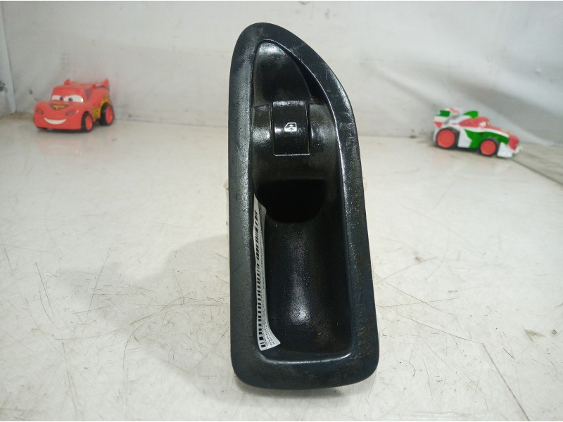 Recambio de mando elevalunas trasero izquierdo para renault laguna ii (bg0) authentique referencia OEM IAM 82000317493 820003174