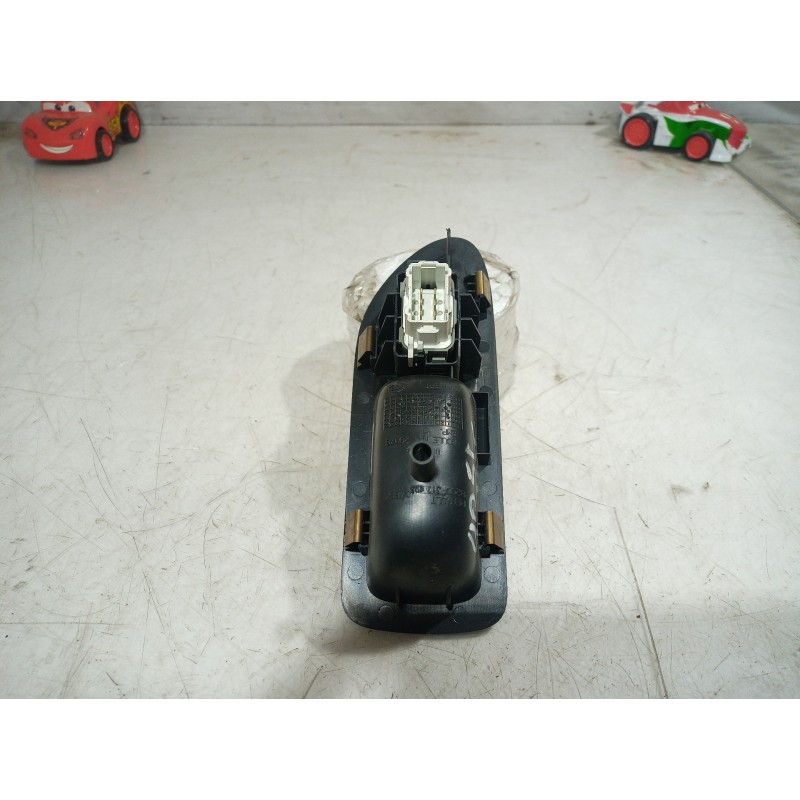 Recambio de mando elevalunas trasero izquierdo para renault laguna ii (bg0) authentique referencia OEM IAM 82000317493 820003174