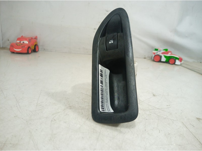 Recambio de mando elevalunas trasero derecho para renault laguna ii (bg0) authentique referencia OEM IAM 82000317494 82000317494