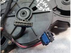 Recambio de motor cierre centralizado trasero derecho para lancia phedra (180) 3.0 v6 24v emblema cae referencia OEM IAM PN16835 2