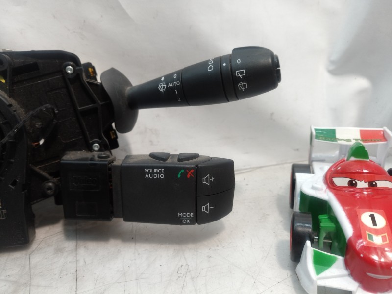 Recambio de mando multifuncion para dacia logan ambiance referencia OEM IAM 0265019069 0265019069 0265019069