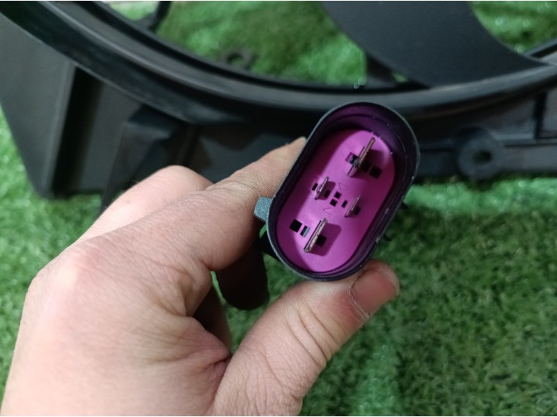 Recambio de electroventilador para volkswagen golf plus (5m1) bluemotion edition referencia OEM IAM 1K0121207T 1K0121207T 1355D3