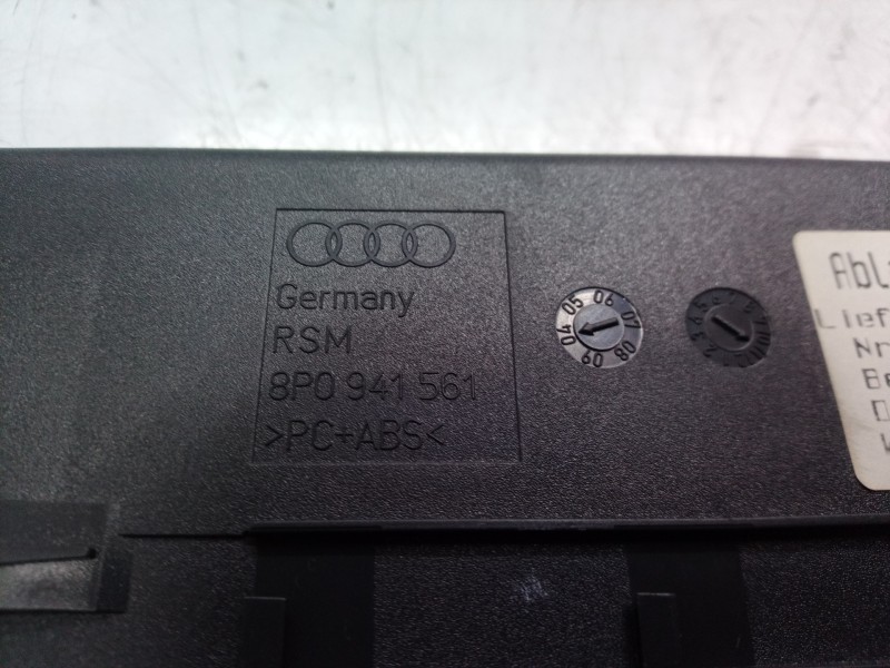 Recambio de varios para audi a3 (8p) 2.0 tdi ambiente referencia OEM IAM 8P0941561 8P0941561 8P0941561