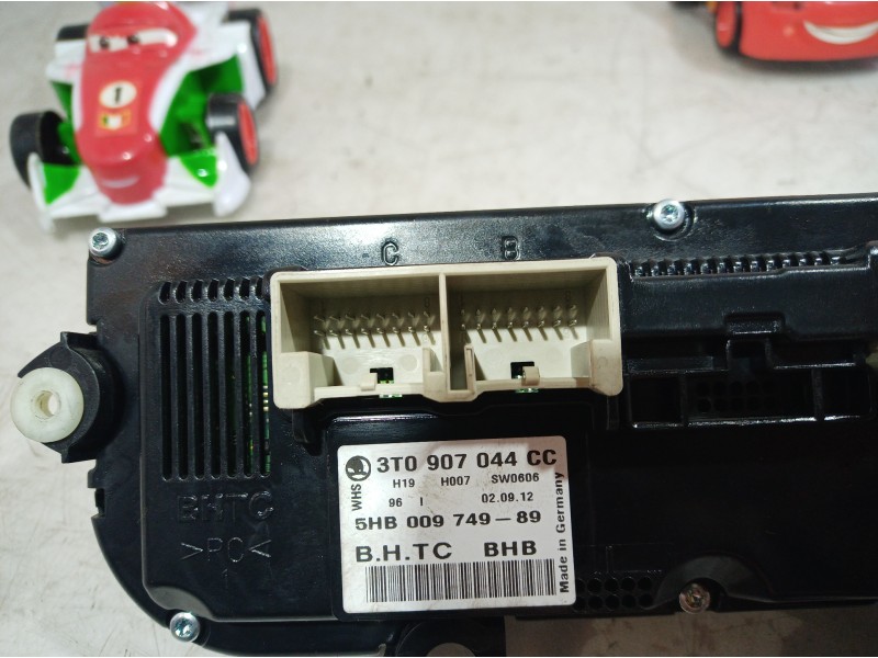 Recambio de mando calefaccion / aire acondicionado para skoda suberb (3t4) exclusive 4x4 referencia OEM IAM 3T0907044CC 3T090704