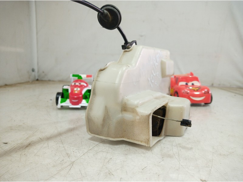 Recambio de cerradura puerta delantera derecha para volkswagen touran (1t1) referencia OEM IAM   