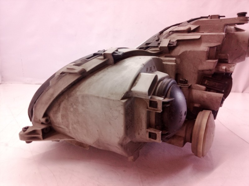 Recambio de faro derecho para mercedes-benz clase c (w203) berlina 200 compressor (203.045) referencia OEM IAM   