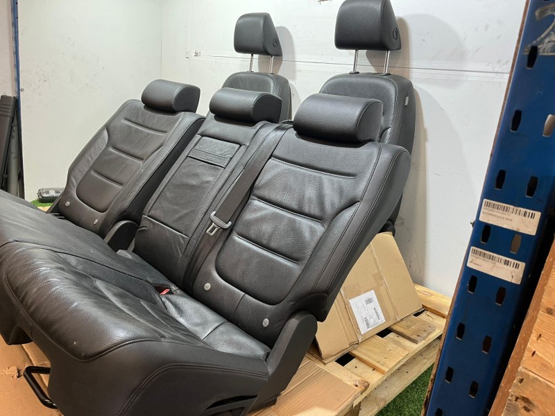 Recambio de juego asientos completo para volkswagen touareg (7p6) v6 tdi bluemotion premium referencia OEM IAM   