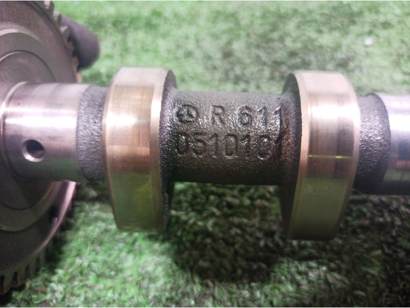 Recambio de arbol de levas para mercedes-benz clase c (w203) berlina 180 (203.035) referencia OEM IAM R6110510101 R6110510101 R6