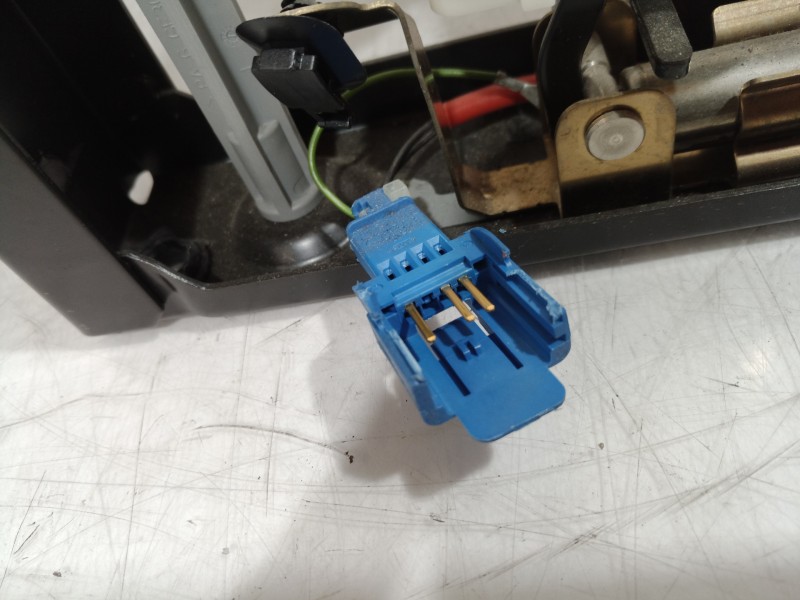 Recambio de barra antivuelco para peugeot 307 cc (s1) 2.0 referencia OEM IAM 9643468680 9643468680 9643468680