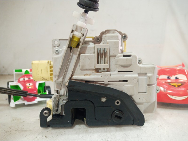 Recambio de cerradura puerta trasera derecha para volkswagen passat berlina (3c2) referencia OEM IAM 3CA839016A 3CA839016A 3CA83