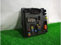 Recambio de caja reles / fusibles para volvo xc90 v8 executive geartronic (5 asientos) referencia OEM IAM 8676391 8676391 867639 2