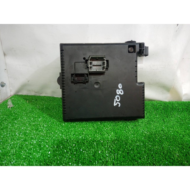 Recambio de caja reles / fusibles para volvo xc90 v8 executive geartronic (5 asientos) referencia OEM IAM 8676391 8676391 867639