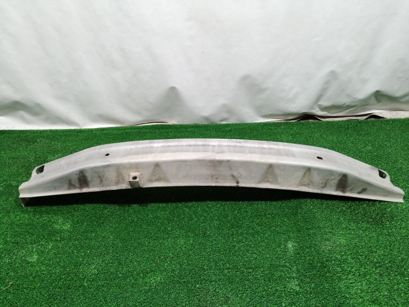 Recambio de refuerzo paragolpes delantero para chrysler pt cruiser (pt) 2.2 crd catwalk classic referencia OEM IAM   