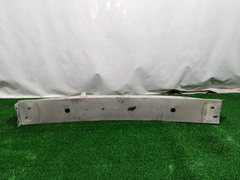 Recambio de refuerzo paragolpes delantero para chrysler pt cruiser (pt) 2.2 crd catwalk classic referencia OEM IAM   