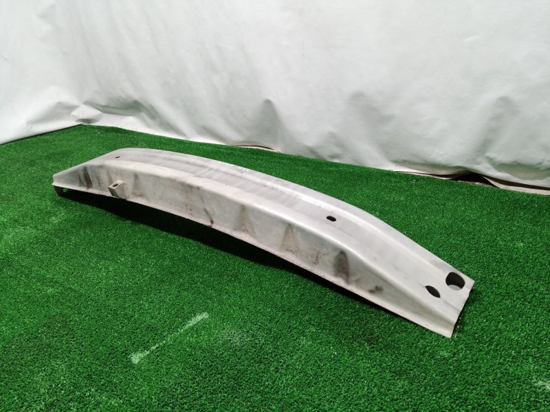 Recambio de refuerzo paragolpes delantero para chrysler pt cruiser (pt) 2.2 crd catwalk classic referencia OEM IAM   