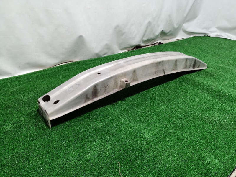 Recambio de refuerzo paragolpes delantero para chrysler pt cruiser (pt) 2.2 crd catwalk classic referencia OEM IAM   