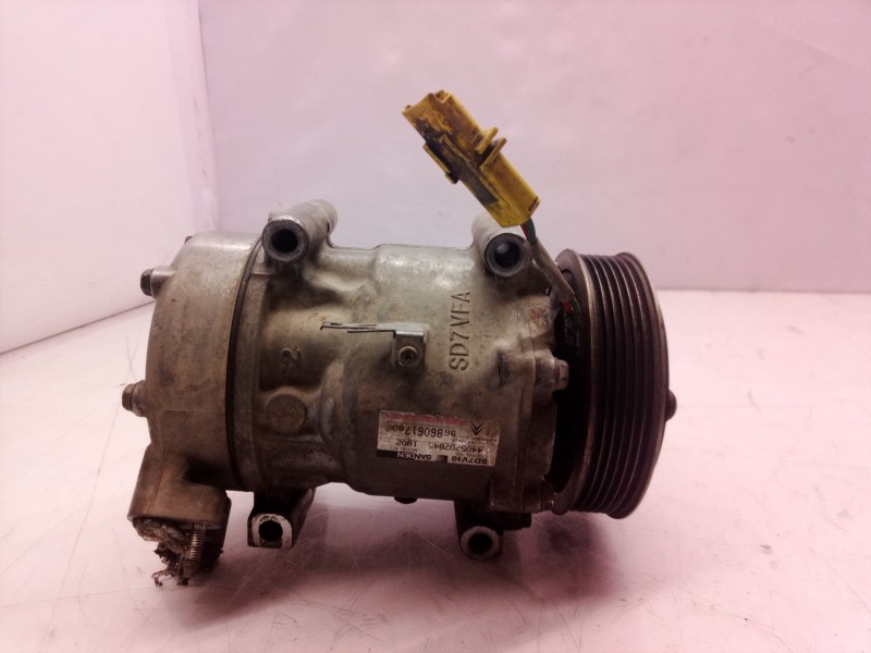 Recambio de compresor aire acondicionado para peugeot partner (s2) combiespace referencia OEM IAM 9686061780 9686061780 96860617