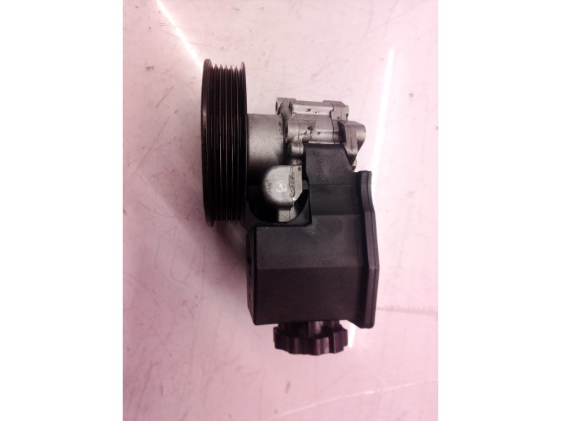 Recambio de bomba direccion para mercedes-benz clase c (w203) berlina 200 compressor (203.045) referencia OEM IAM 7692900513 769