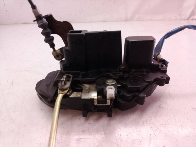 Recambio de cerradura puerta delantera derecha para kia carnival ii 2.9 crdi lx referencia OEM IAM 0K54J88665BFKZ  