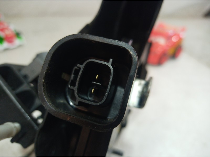 Recambio de cerradura puerta trasera derecha para toyota rav 4 (a2) 2.0 luna 4x4 referencia OEM IAM   