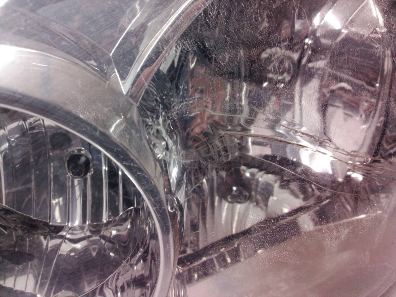 Recambio de faro izquierdo para kia carnival ii 2.9 crdi lx referencia OEM IAM 0K54E51040A  