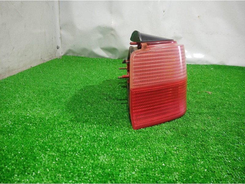 Recambio de piloto trasero izquierdo para peugeot 106 (s2) kid referencia OEM IAM 2274G 2274G 2274G