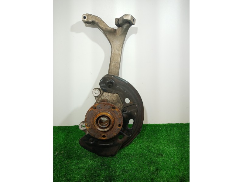 Recambio de mangueta delantera derecha para audi a8 (4e2) referencia OEM IAM 4E0258M 4E0258M 4E0258M