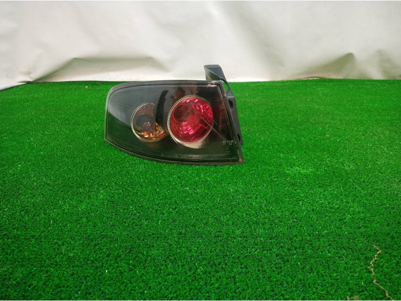 Recambio de piloto trasero izquierdo para seat ibiza (6l1) referencia OEM IAM SK371137103 SK371137103 SK371137103