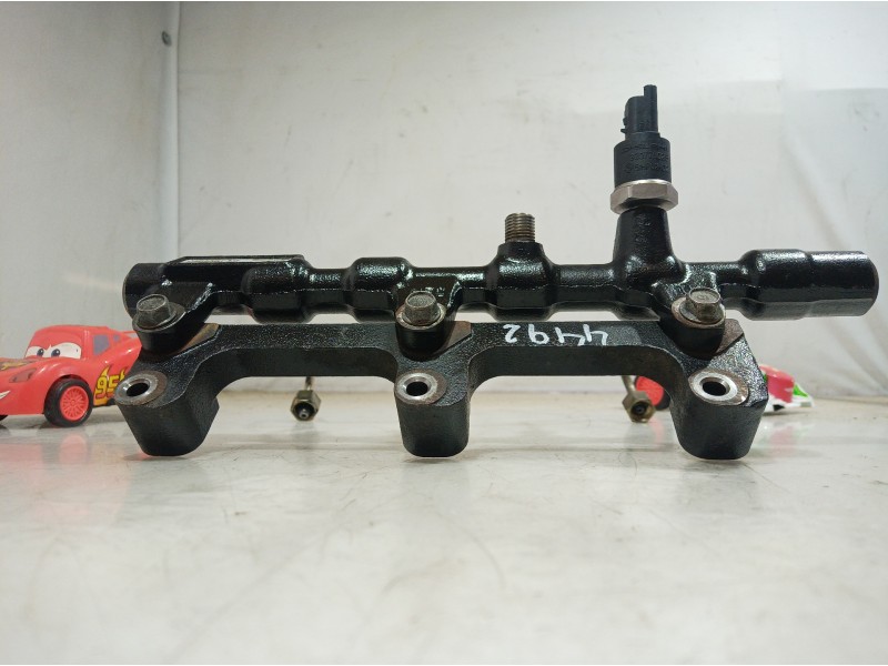 Recambio de rampa inyectora para kia carnival ii 2.9 crdi lx referencia OEM IAM R9144Z031A R9144Z031A R9144Z031