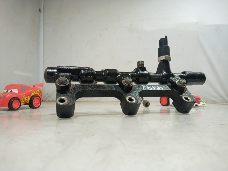 Recambio de rampa inyectora para kia carnival ii 2.9 crdi lx referencia OEM IAM R9144Z031A R9144Z031A R9144Z031