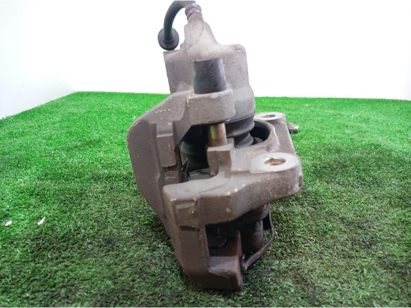 Recambio de pinza freno delantera izquierda para bmw serie 3 berlina (e90) 316d referencia OEM IAM   