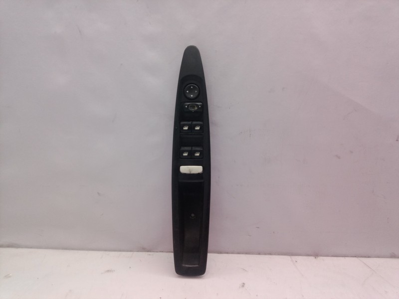 Recambio de mando elevalunas delantero izquierdo para citroën c4 berlina vtr plus referencia OEM IAM 9650912577 9650912577 96509