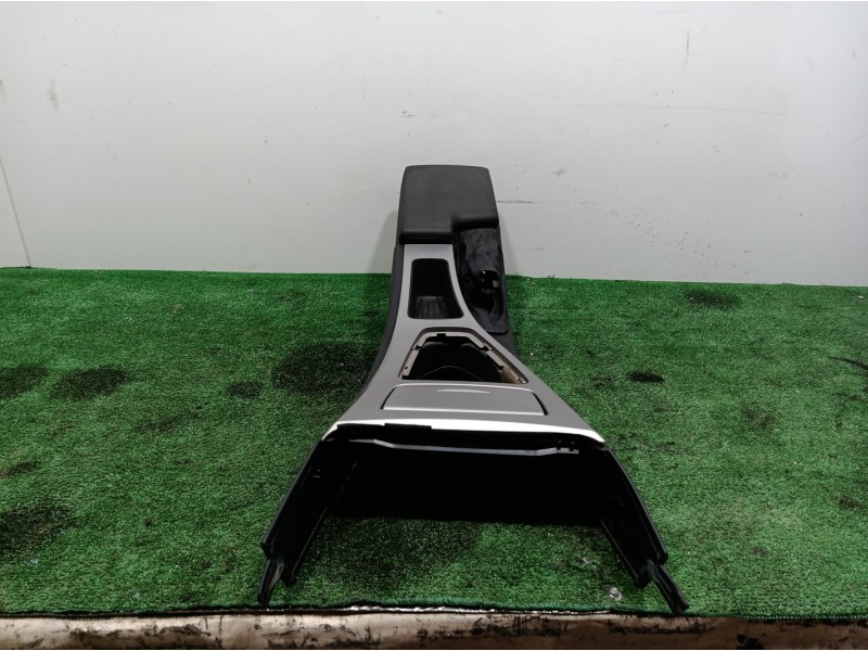 Recambio de consola central tras. para bmw serie 3 berlina (e90) 325i referencia OEM IAM E116231102 E116231102 E116231102