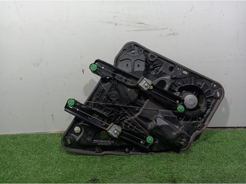 Recambio de elevalunas trasero derecho para volkswagen touareg (7p6) v6 tdi bluemotion premium referencia OEM IAM 7P6839756A 7P6