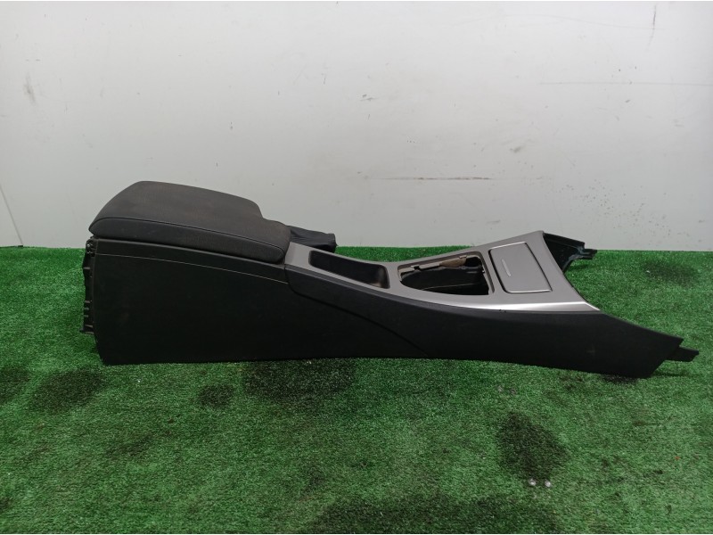 Recambio de consola central tras. para bmw serie 3 berlina (e90) 325i referencia OEM IAM E116231102 E116231102 E116231102