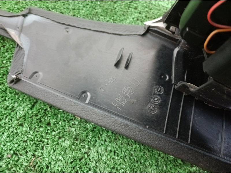 Recambio de consola central tras. para bmw serie 3 berlina (e90) 325i referencia OEM IAM E116231102 E116231102 E116231102
