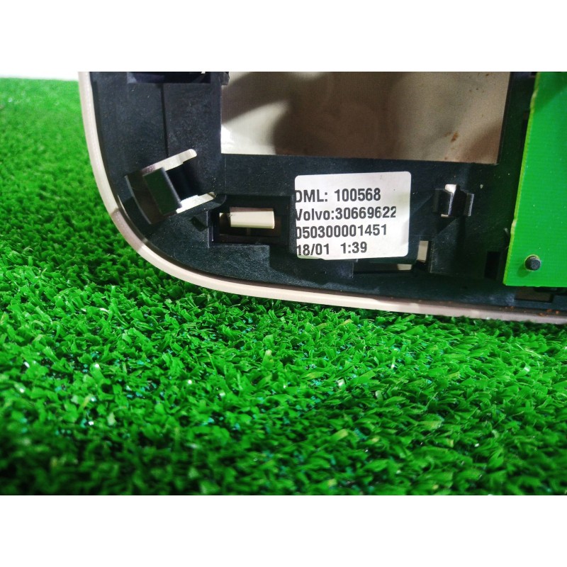Recambio de luz interior para volvo xc90 v8 executive geartronic (5 asientos) referencia OEM IAM 30669622 30669622 30669622