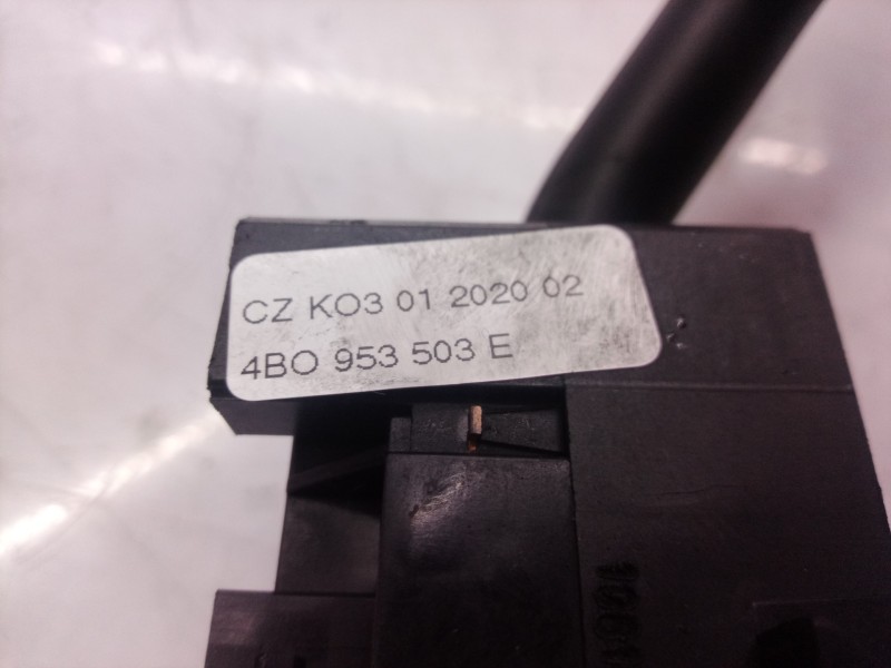Recambio de mando multifuncion para audi a2 (8z) 1.4 colour.storm referencia OEM IAM 8L0953513 8L0953513 4B0953503