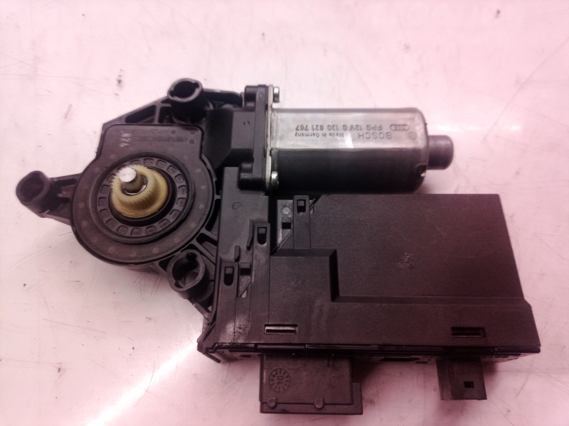 Recambio de motor cierre centralizado delantero izquierdo para peugeot 307 (s1) xr referencia OEM IAM 9634457580 9634457580 9908