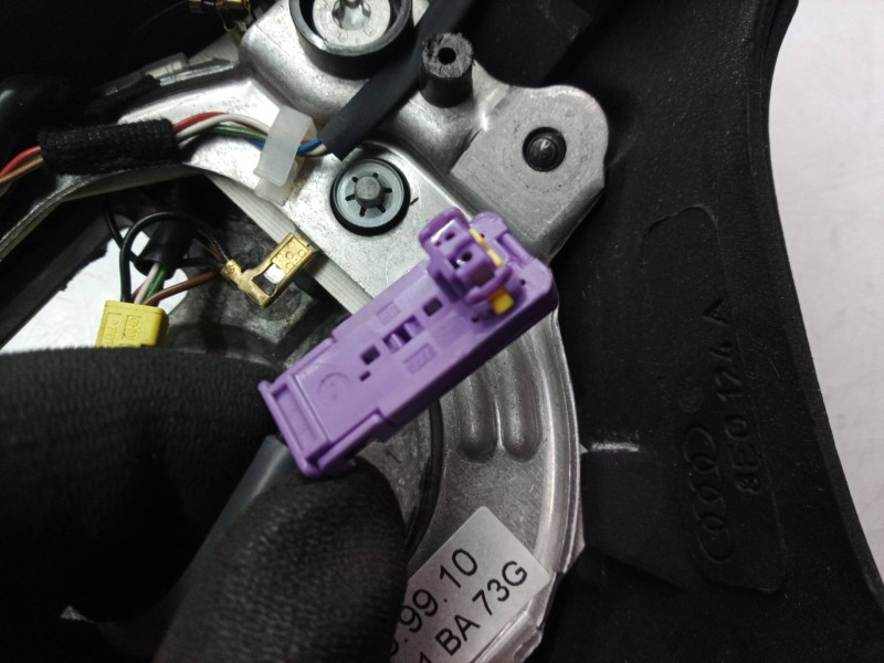 Recambio de volante para audi a4 cabrio (8h) referencia OEM IAM 8E0419091 8E0419091 8E0419091